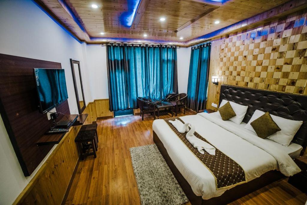 Hotel Black Magic Манали Экстерьер фото