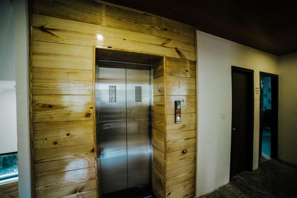 Hotel Black Magic Манали Экстерьер фото